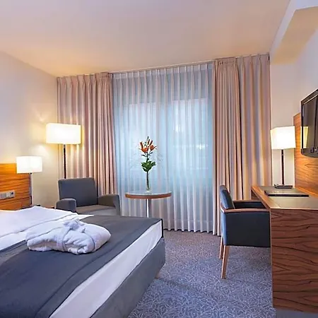 Maritim 4* מינכן