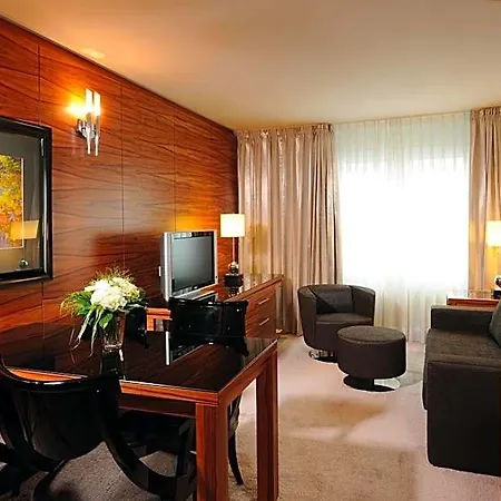 Maritim 4* מינכן