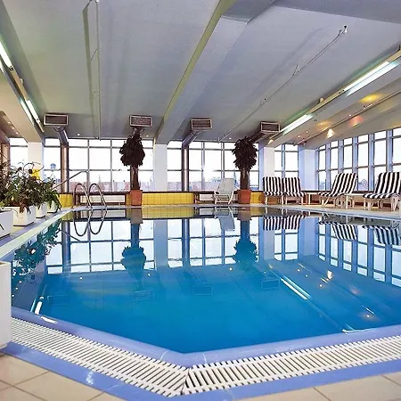 Maritim 4* מינכן